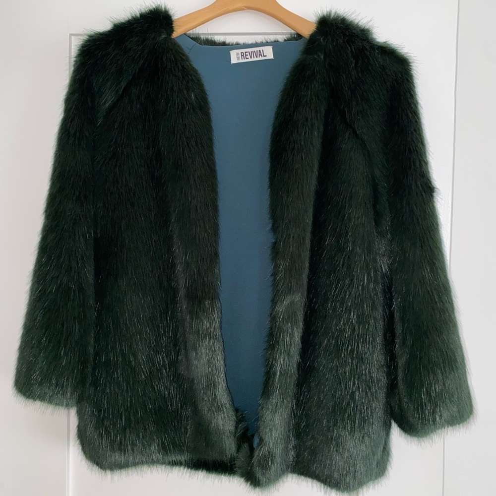 New Revival Green Faux Fur Coat with Clasps - OS